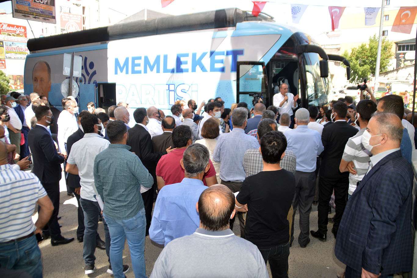 Muharrem İnce'nin "anadilde eğitim" samimiyetsizliği Muharrem İnce'nin "anadilde eğitim" samimiyetsizliği